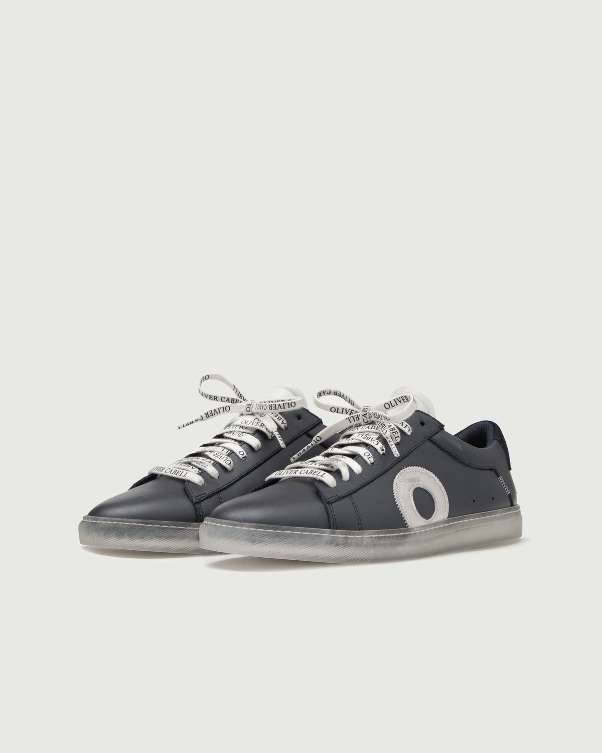 Low 1 | Reverse Oxford Yin Yang