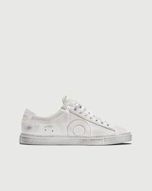 Low 1 | White Wall