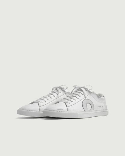 Low 1 | White Wall (Orthopedic)